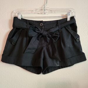 Forever 21 cuffed pleated shorts